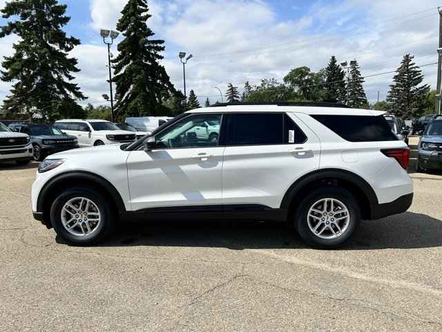 2026 Ford Explorer Active, bílá, 15 km, dovoz Kanada — foto 4 z 20