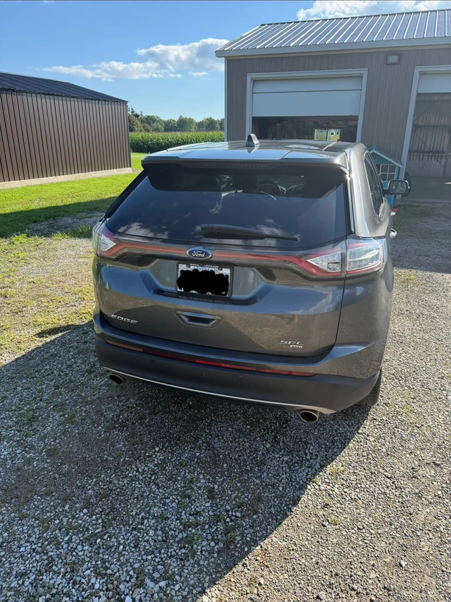 2017 Ford Edge SEL, 197 255 km, dovoz Kanada — foto 4 z 5