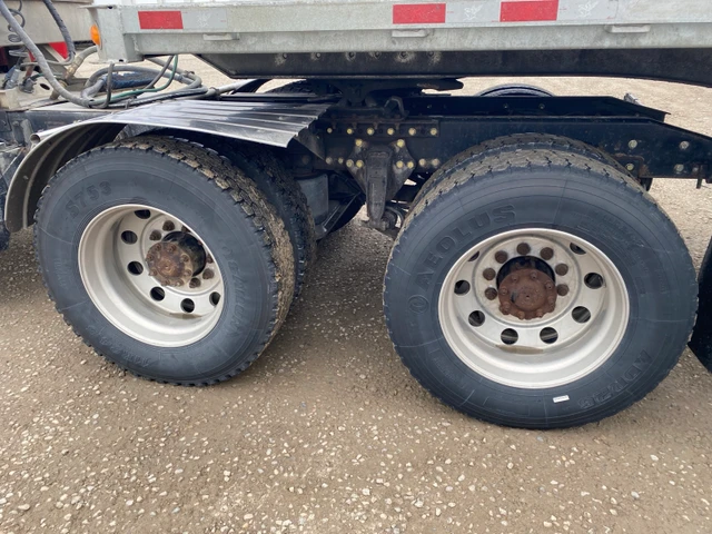 1998 Ford E-450, 1 km, dovoz Kanada — foto 5 z 5