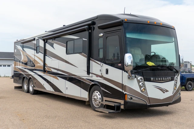 2013 FREIGHTLINER CHASSIS, bílá, 89 000 km, dovoz Kanada — foto 3 z 20