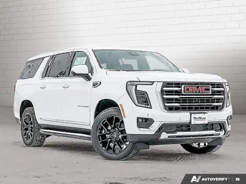2026 GMC Yukon Elevation, bílá, 16 km, dovoz Kanada — foto 7 z 12