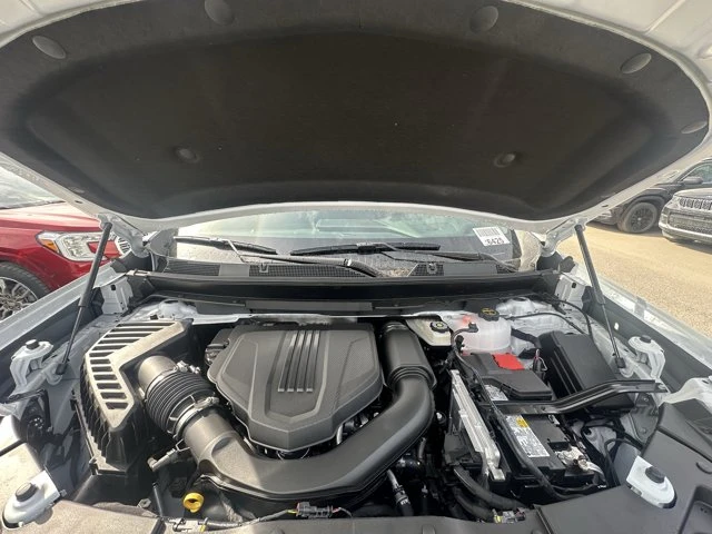 2026 GMC Acadia Elevation, bílá, 7 km, dovoz Kanada — foto 7 z 20