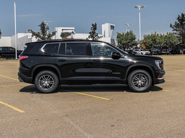 2026 GMC Acadia Elevation, černá, 15 km, dovoz Kanada — foto 10 z 20