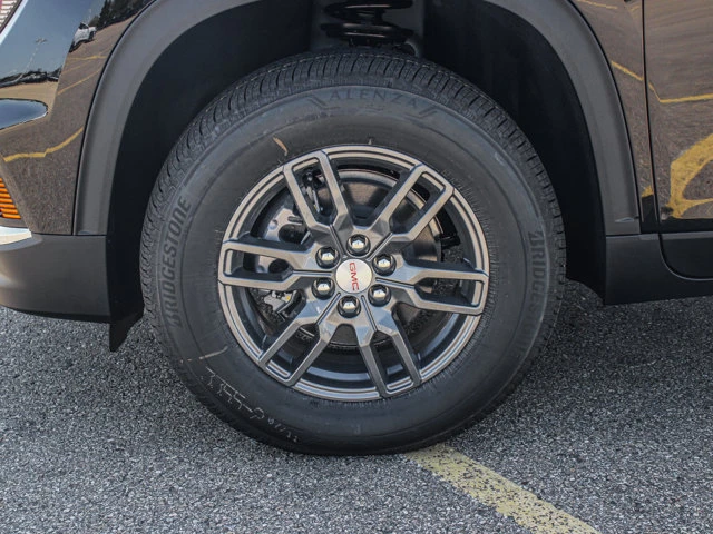 2026 GMC Acadia Elevation, černá, 15 km, dovoz Kanada — foto 12 z 20