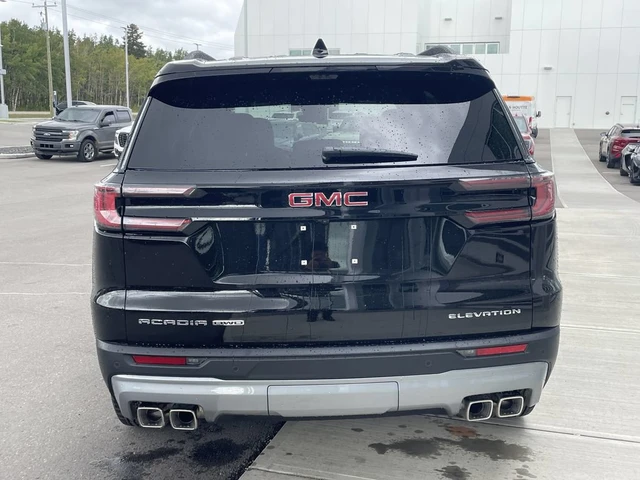 2027 GMC Acadia Elevation, černá, dovoz Kanada — foto 8 z 20