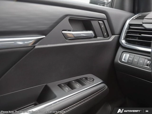 2026 GMC Acadia Elevation, černá, 10 km, dovoz Kanada — foto 16 z 20