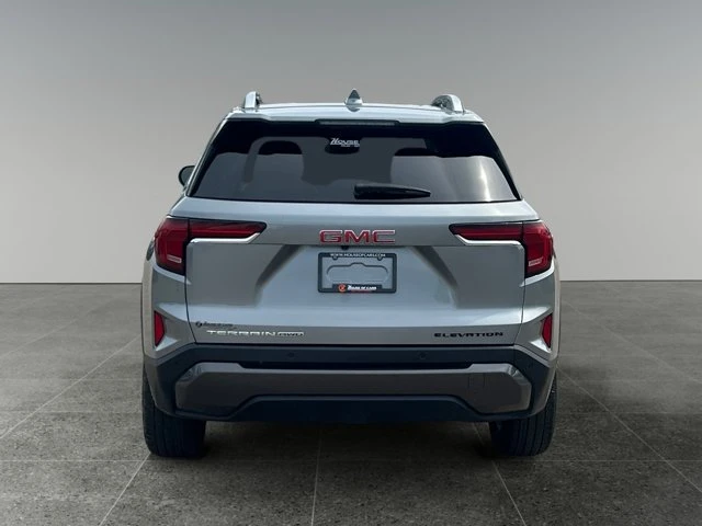 2026 GMC Terrain AWD Elevation, 40 445 km, dovoz Kanada — foto 4 z 15
