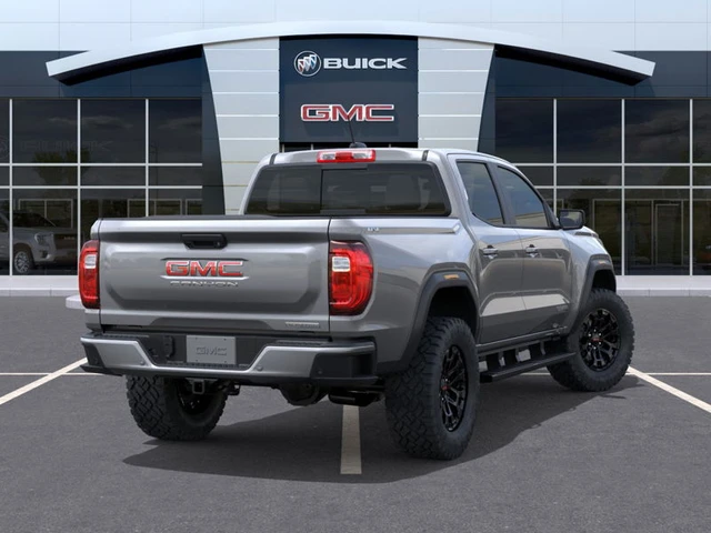 2026 GMC Canyon ELEVATION, stříbrná, 250 km, dovoz Kanada — foto 4 z 5