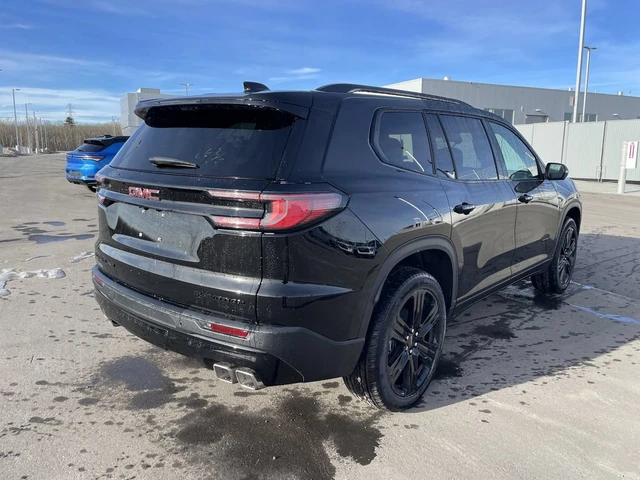 2026 GMC Acadia Elevation, černá, 4 393 km, dovoz Kanada — foto 9 z 20