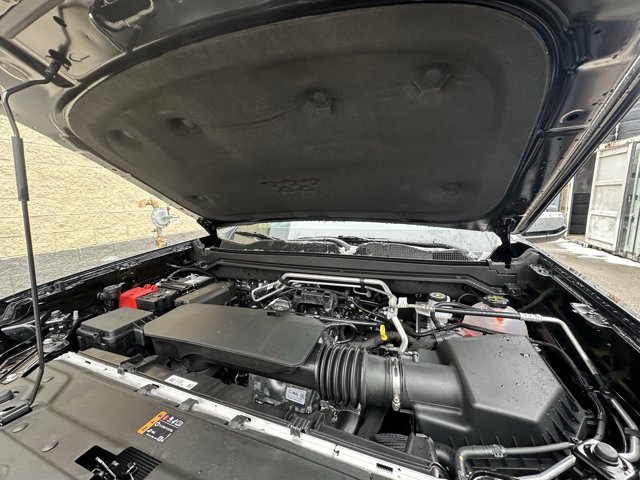 2026 GMC Canyon Elevation, černá, 4 km, dovoz Kanada — foto 6 z 20