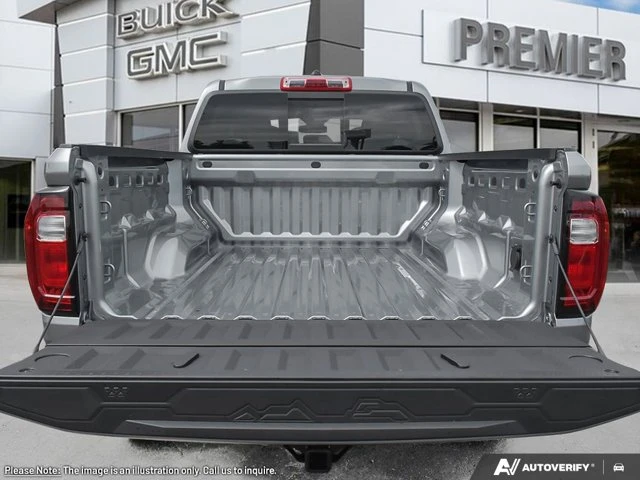 2026 GMC Canyon Elevation, béžová, 10 km, dovoz Kanada — foto 7 z 20