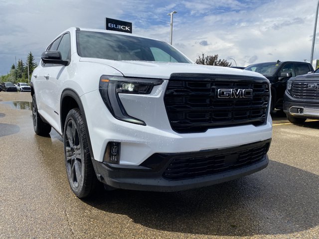 2026 GMC Acadia Elevation, bílá, 5 km, dovoz Kanada — foto 8 z 20
