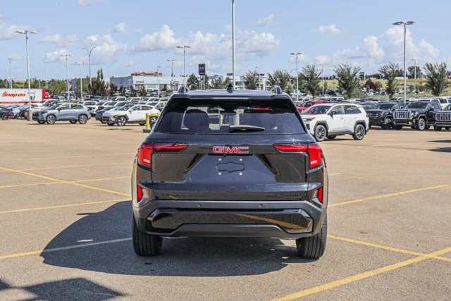 2027 GMC Terrain AWD Elevation, černá, 15 km, dovoz Kanada — foto 7 z 20