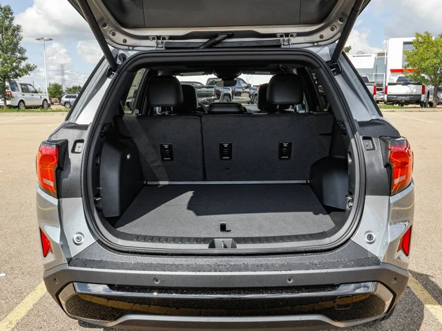 2027 GMC Terrain AWD Elevation, šedá, 15 km, dovoz Kanada — foto 9 z 20