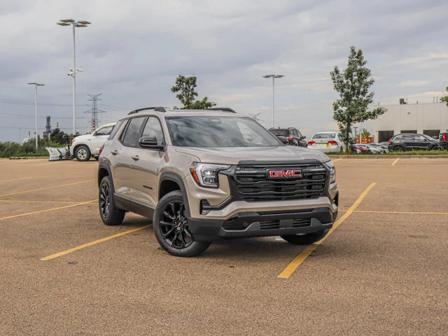 2027 GMC Terrain AWD Elevation, šedá, 15 km, dovoz Kanada — foto 2 z 20