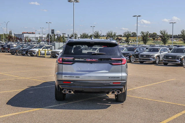 2027 GMC Acadia Elevation, šedá, 15 km, dovoz Kanada — foto 6 z 20