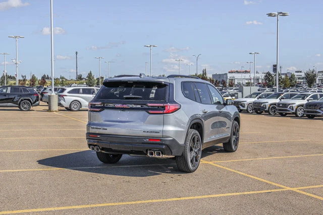2027 GMC Acadia Elevation, šedá, 15 km, dovoz Kanada — foto 8 z 20