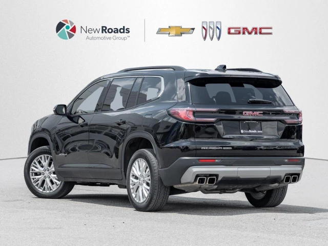 2024 GMC Acadia Elevation, černá, 63 486 km, dovoz Kanada — foto 5 z 7