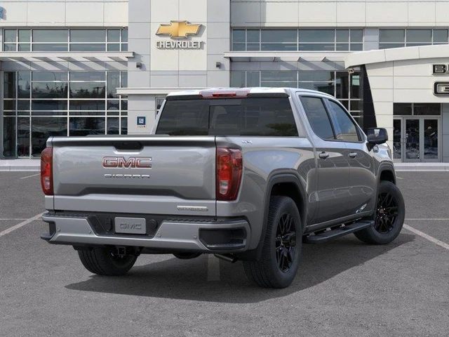 2026 GMC Sierra 1500 Elevation, stříbrná, 1 km, dovoz Kanada — foto 4 z 4