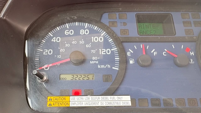 2008, bílá, 320 000 km, dovoz Kanada — foto 4 z 4