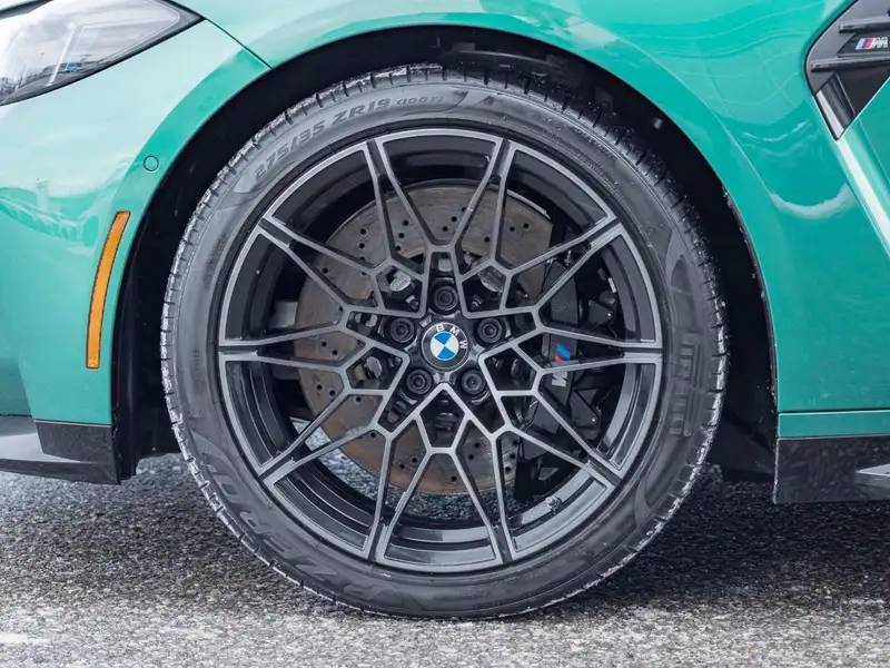 2025 BMW M4 PREMIUM PACKAGE, zelená, 42 703 km, dovoz Kanada — foto 5 z 12