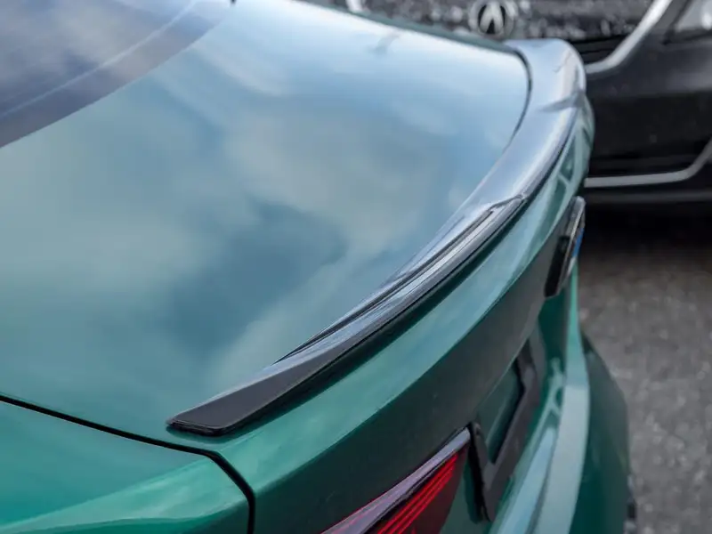 2025 BMW M4 PREMIUM PACKAGE, zelená, 42 703 km, dovoz Kanada — foto 9 z 12