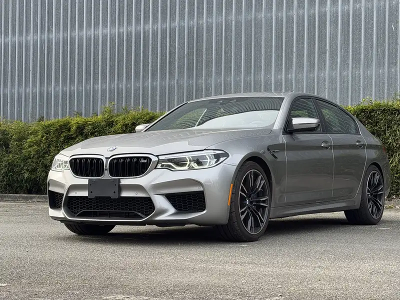 2018 BMW M5 Sedan, 109 200 km, dovoz Kanada — foto 2 z 12