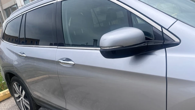 2016 Honda Pilot, stříbrná, 190 000 km, dovoz Kanada — foto 3 z 3