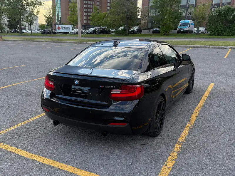 2015 BMW 2 Series xDrive, černá, 159 500 km, dovoz Kanada — foto 3 z 9