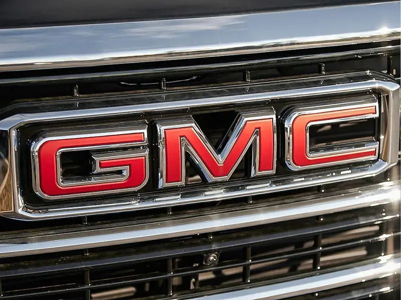 2026 GMC Yukon Elevation, černá, 22 km, dovoz Kanada — foto 9 z 12