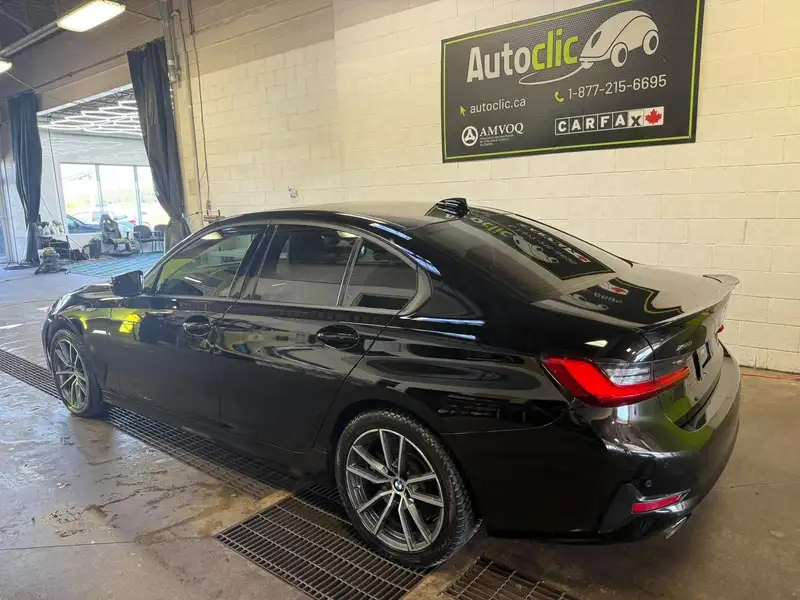 2020 BMW 3 Series xDrive, 150 640 km, dovoz Kanada — foto 3 z 12