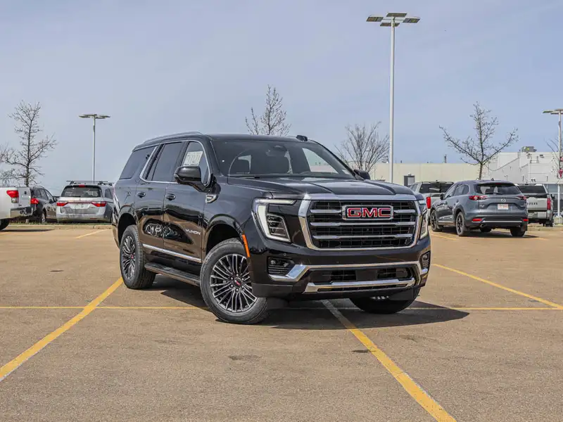 2026 GMC Yukon Elevation, černá, 15 km, dovoz Kanada — foto 2 z 12