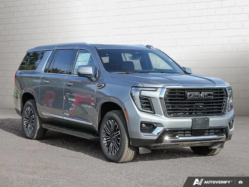 2026 GMC Yukon Elevation, šedá, 14 km, dovoz Kanada — foto 7 z 12