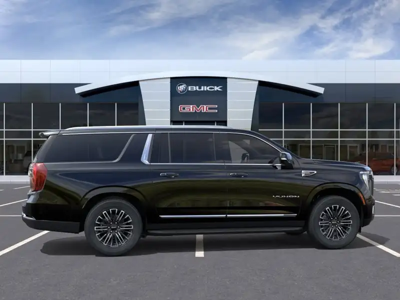 2026 GMC Yukon Elevation, černá, 26 km, dovoz Kanada — foto 5 z 12