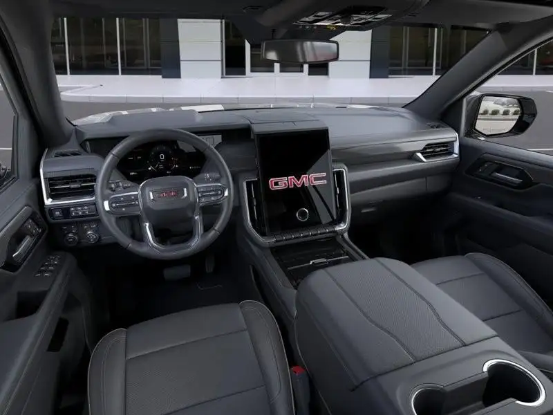 2026 GMC Yukon Elevation, stříbrná, 70 km, dovoz Kanada — foto 5 z 6