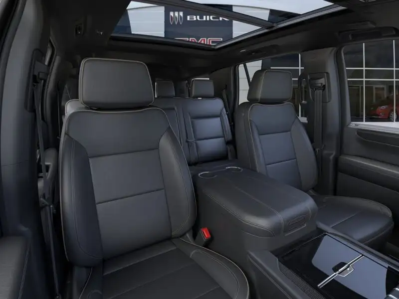 2026 GMC Yukon Elevation, černá, 3 km, dovoz Kanada — foto 6 z 6