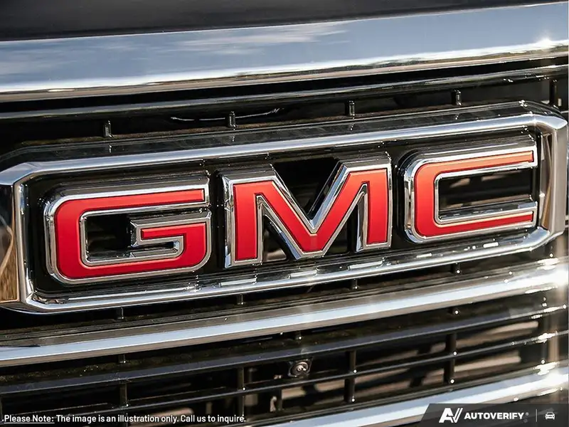 2026 GMC Yukon Elevation, černá, 10 km, dovoz Kanada — foto 9 z 12