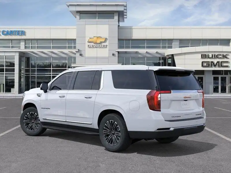2026 GMC Yukon Elevation, bílá, 0 km, dovoz Kanada — foto 3 z 12