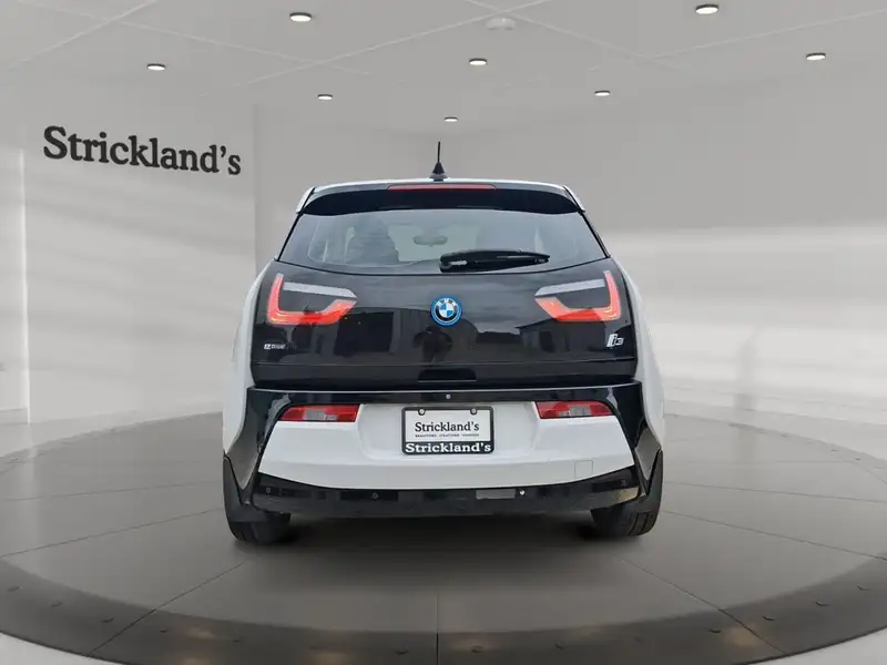 2017 BMW I3 W/RANGE EXTENDER, bílá, 114 637 km, dovoz Kanada — foto 3 z 12