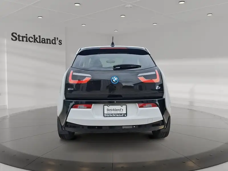 2017 BMW I3 W/RANGE EXTENDER, bílá, 114 637 km, dovoz Kanada — foto 3 z 12