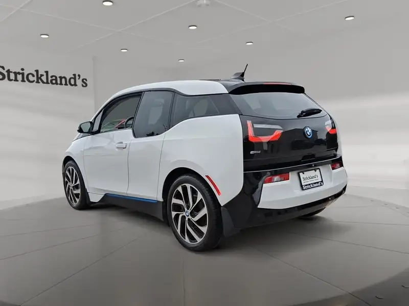 2017 BMW I3 W/RANGE EXTENDER, bílá, 114 637 km, dovoz Kanada — foto 4 z 12