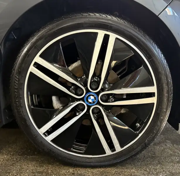 2016 BMW I3, šedá, 80 829 km, dovoz Kanada — foto 8 z 12