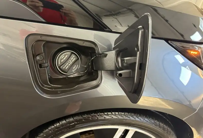 2016 BMW I3, šedá, 80 829 km, dovoz Kanada — foto 9 z 12