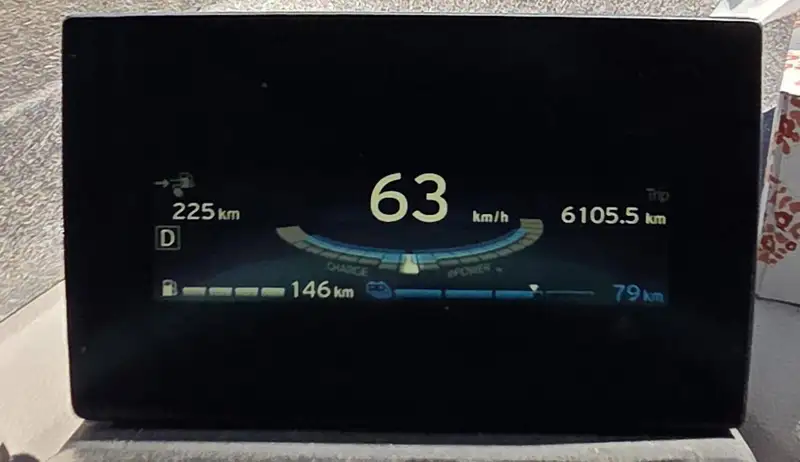 2016 BMW I3, černá, 166 000 km, dovoz Kanada — foto 7 z 10