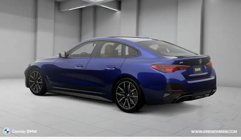 2026 BMW I4 eDrive40, modrá, 10 km, dovoz Kanada — foto 2 z 12