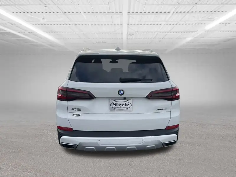 2021 BMW X5, 51 585 km, dovoz Kanada — foto 5 z 12