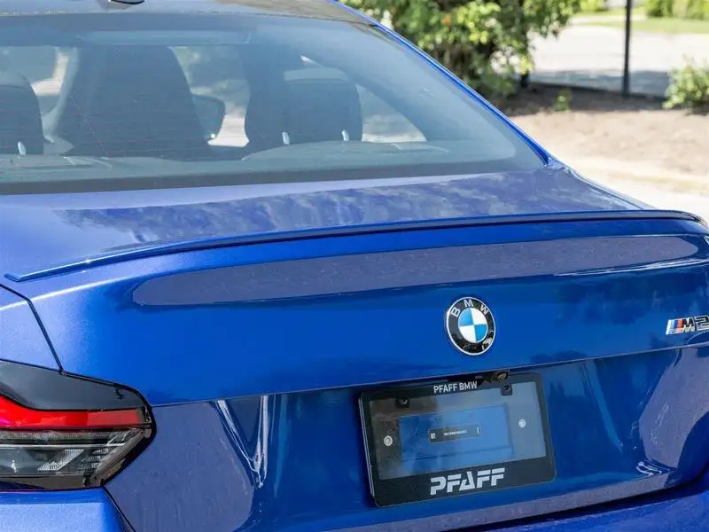 2026 BMW M2 Base, modrá, 90 km, dovoz Kanada — foto 11 z 12