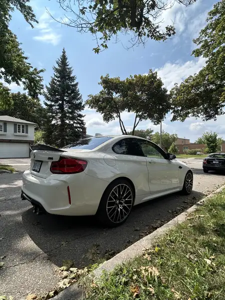 2019 BMW M2 Competition, 169 000 km, dovoz Kanada — foto 5 z 7