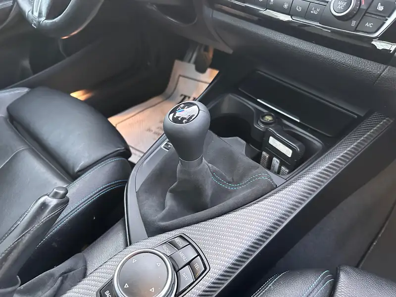 2016 BMW M2, šedá, 110 000 km, dovoz Kanada — foto 4 z 12