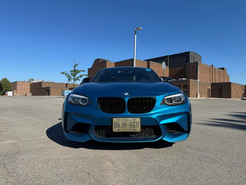 2018 BMW M2, modrá, 75 000 km, dovoz Kanada — foto 2 z 12